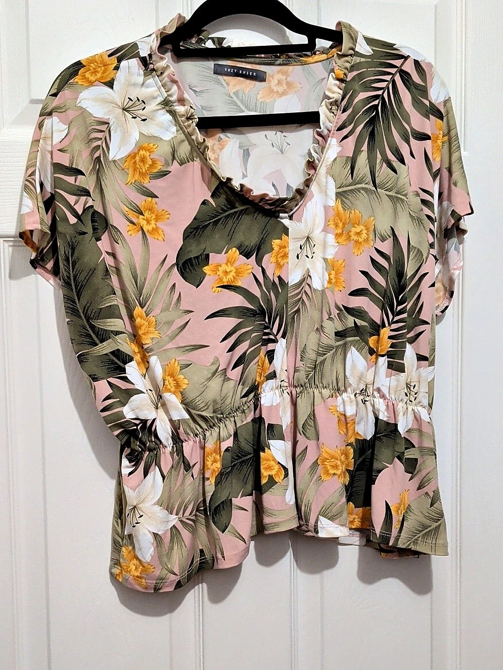 Suzy Shier Floral Blouse in Pink & Green